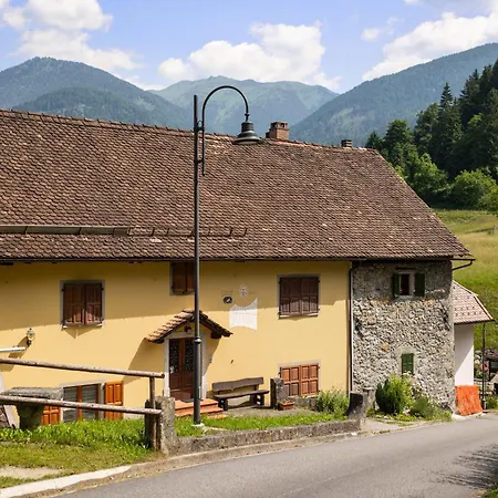 Apartahotel Diffuso Comeglians